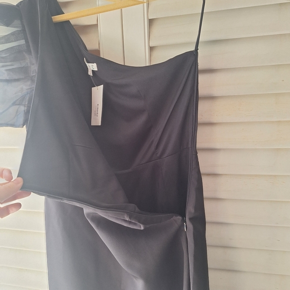 TCEC One Shoulder Asymmetrical Little Black Dress - Picture 5 of 8